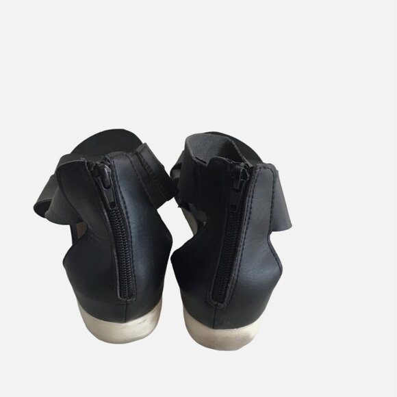 WOMENS BLACK STRAPPY SANDAL ZIP UP CLOSURE SIZE 9 - Picture 4 of 5